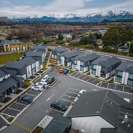 Wanaka Riverside Townhouse Retreat Albert Town ภายนอก รูปภาพ